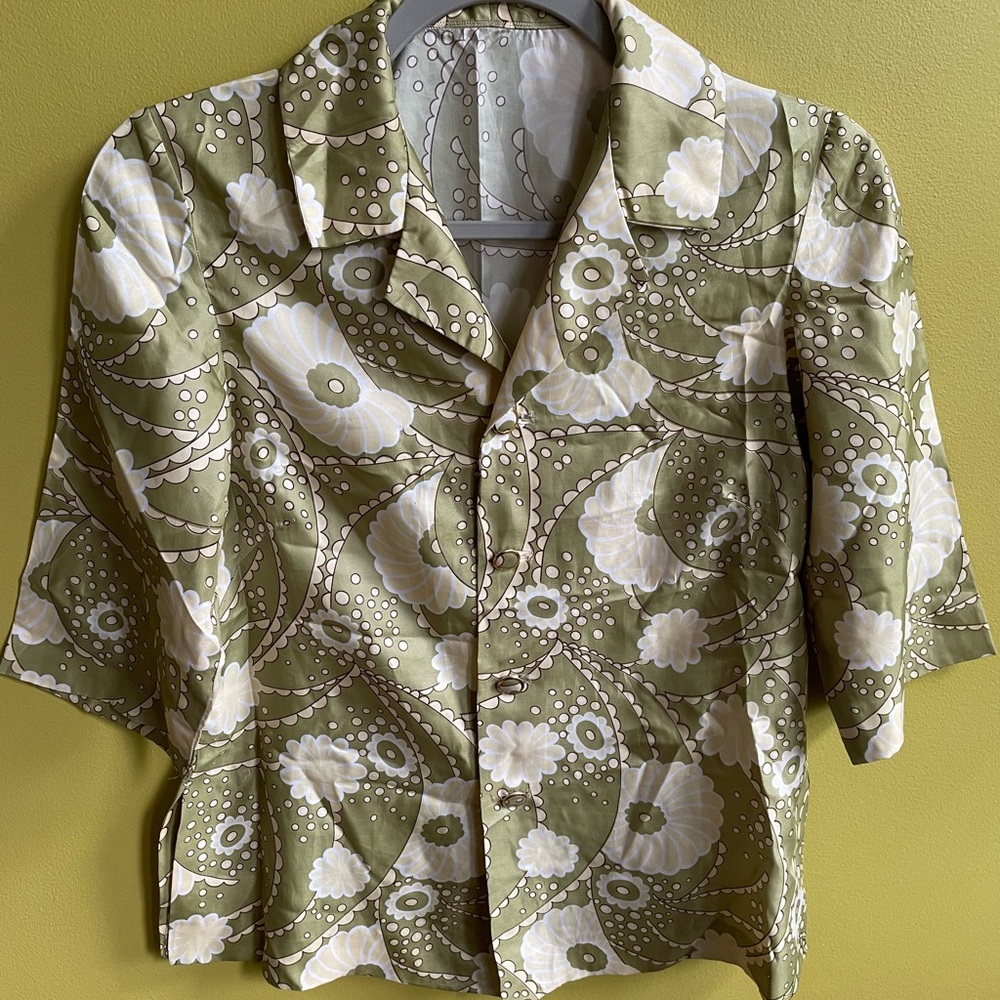 Vintage woman’s 1960’s handmade silk shirt custom covered buttons